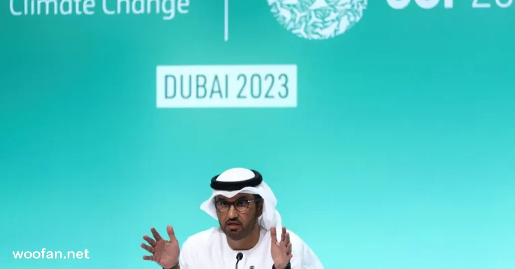ประธาน UAE ของ COP28 ปกป้องความคิดเห็นด้านวิทยาศาสตร์ภูมิอากาศหัวหน้าการประชุมด้านสภาพอากาศของสหประชาชาติ ในเอมิเรตส์ ยืน